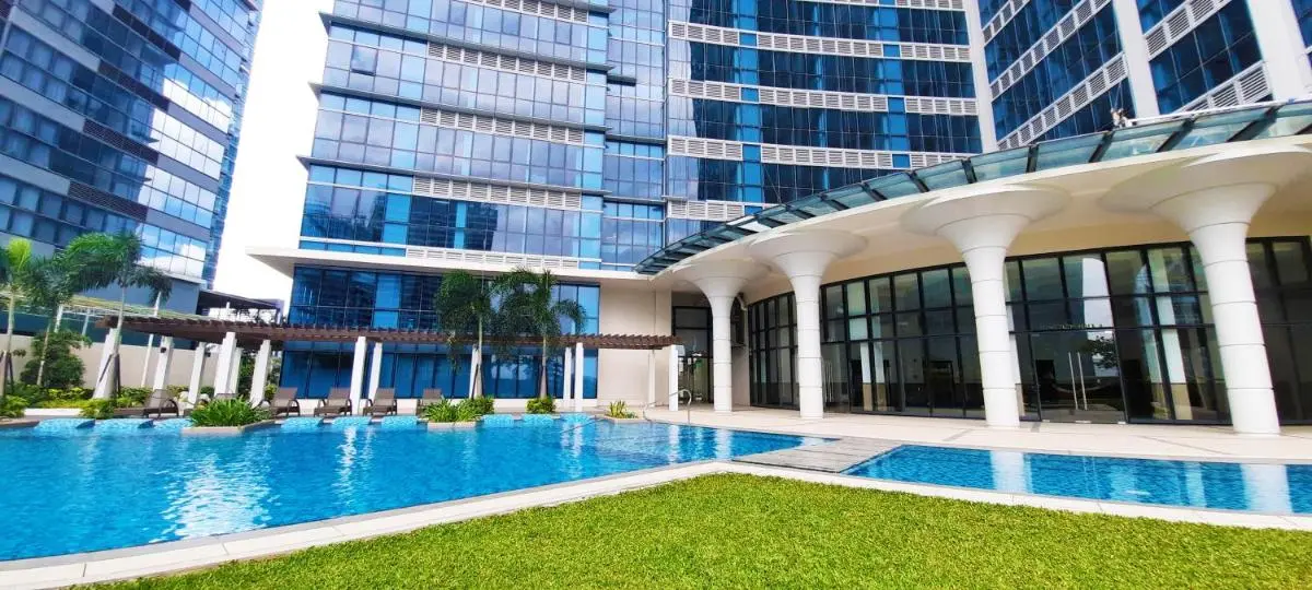 Image 2 of City Lights Apartment in BGC