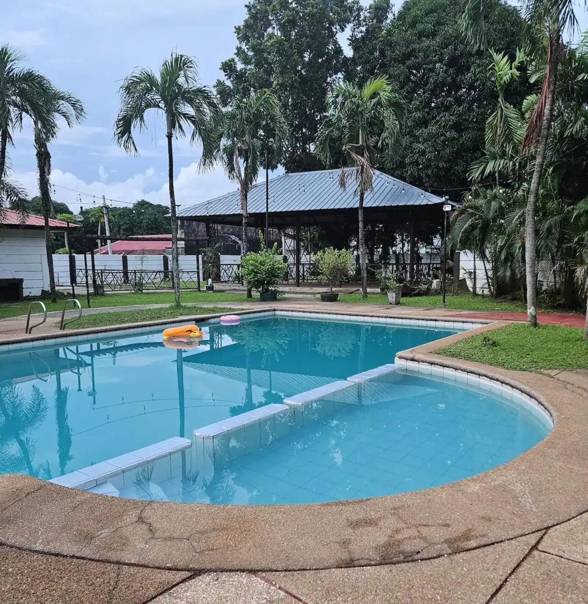 Image 4 of City Outside. Tranquility Inside. (2 Bedroom)