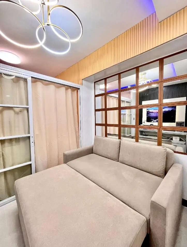 Image 5 of City View Suite