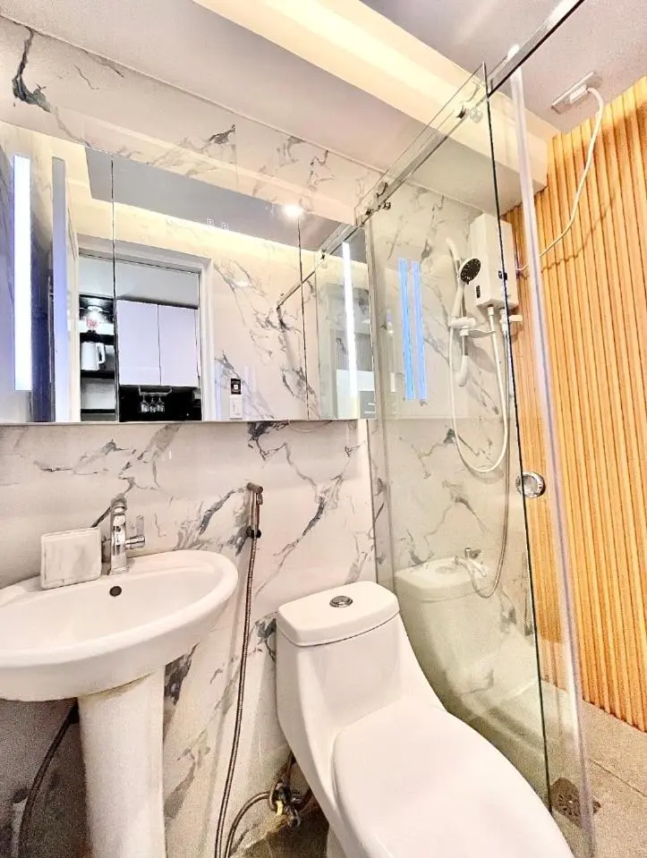 Image 2 of City View Suite