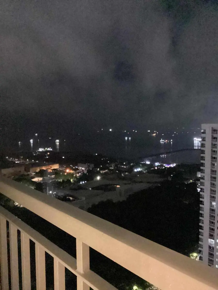 Image 6 of Coast Stay by J 41st floor Penthouse
