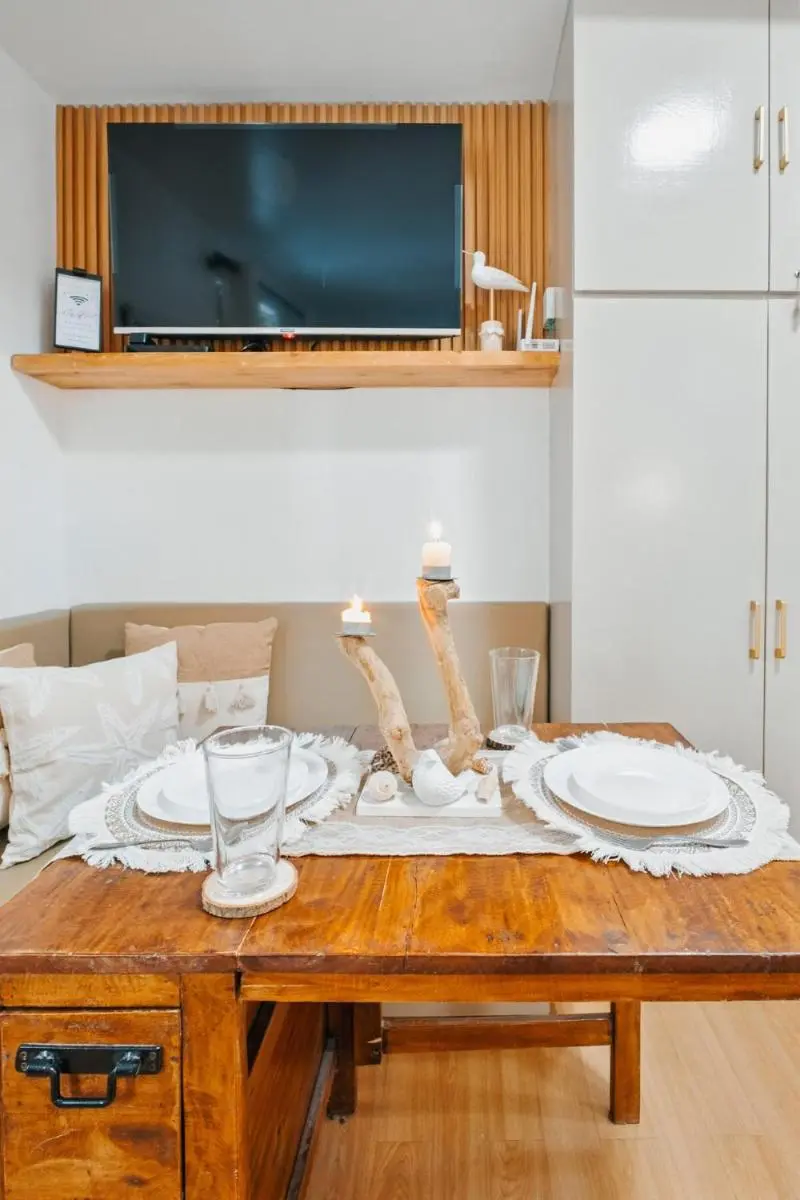 Image 4 of Coastal Studio in KL Tower Serviced Residences, Greenbelt, Makati! Maximum capacity 5 pax!
