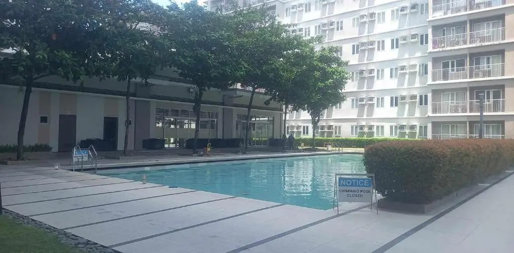 Image of Comfy 1 Bedroom with Netflix & Free Wifi – Trees Residences Condominium