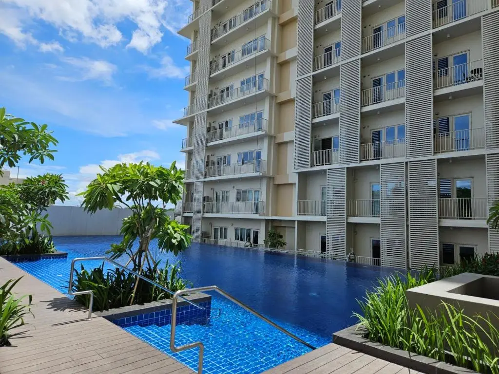 Image of Condo Suite 1 Bedroom McKinley West Taguig City