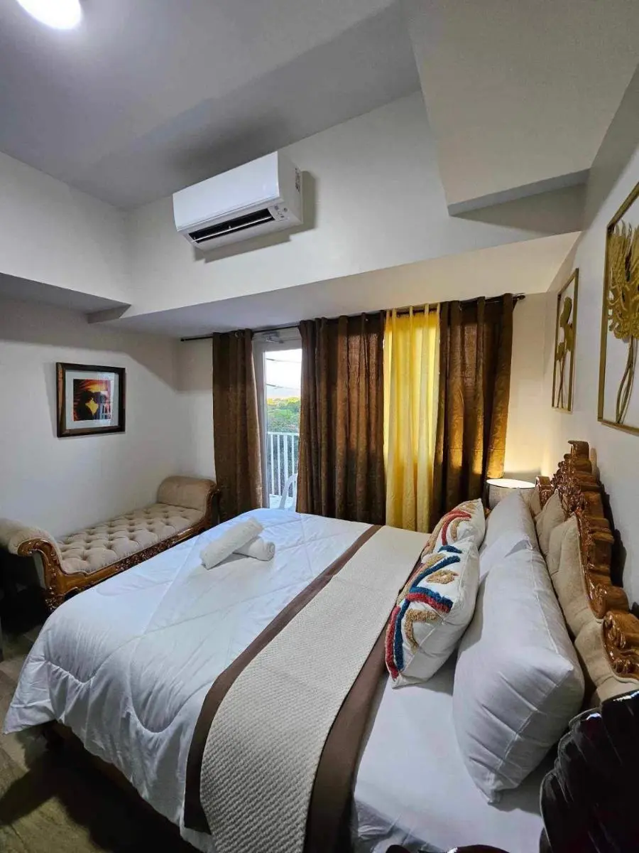 Image 4 of Condo Suite 1 Bedroom McKinley West Taguig City