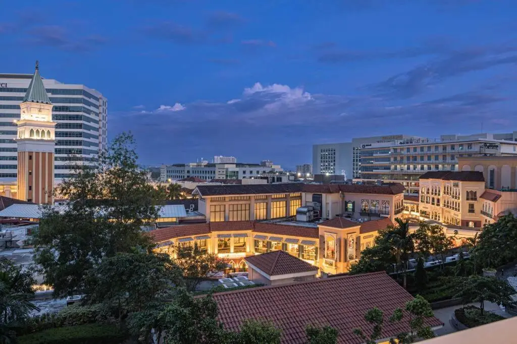 Image 6 of Condo at Venice Mall, near Airport, BGC & Makati