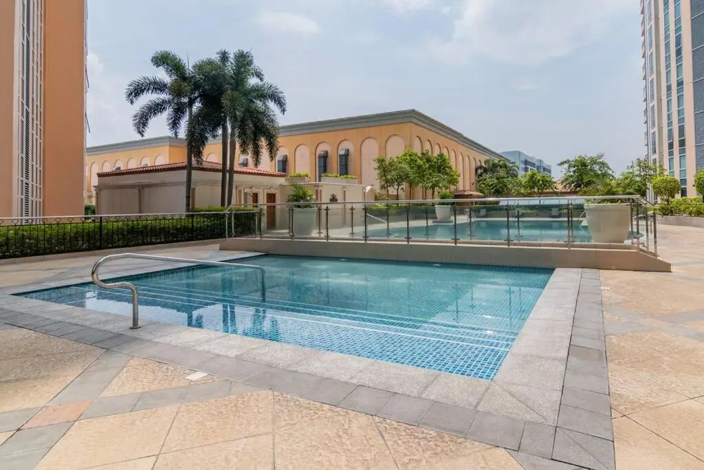 Image 3 of Condo at Venice Mall, near Airport, BGC & Makati