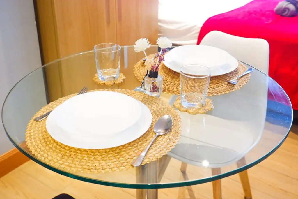 Image of Condo in Makati with Fast WiFi, Free Pool, Netflix and Own Balcony