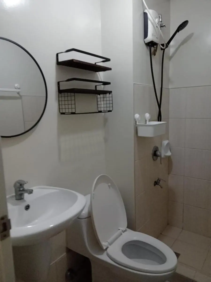 Image 6 of Condo near ATC- Molito Alabang, Muntinlupa