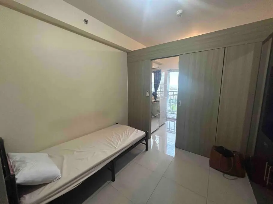 Image 6 of Condo with Bayview in Manila (along Roxas Boulevard)