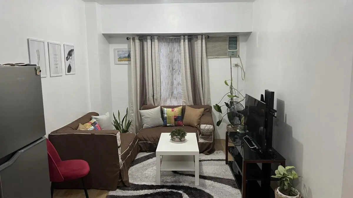 Image 5 of Convenient 2-Bedroom Condo Unit in the Metro