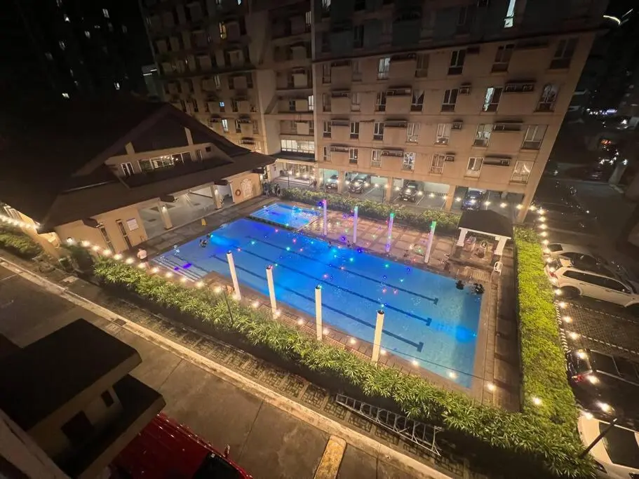 Image 2 of Convenient 2-Bedroom Condo Unit in the Metro