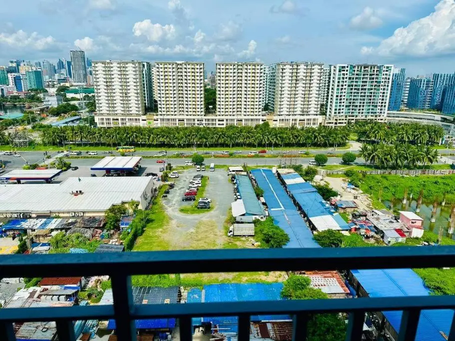Image 6 of Cozy 1BR at Shore 2 with balcony