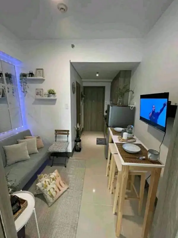 Image 5 of Cozy 1BR with balcony at Fame Residences