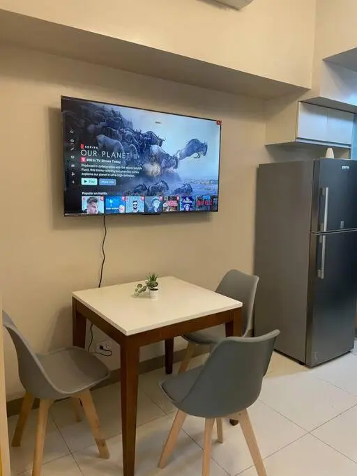 Image 5 of Cozy 1 BR One Uptown Residences BGC