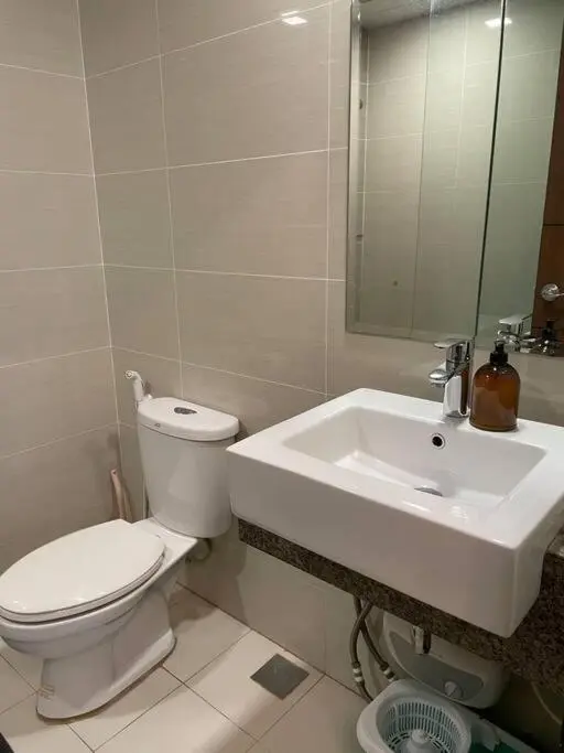 Image 3 of Cozy 1 BR One Uptown Residences BGC