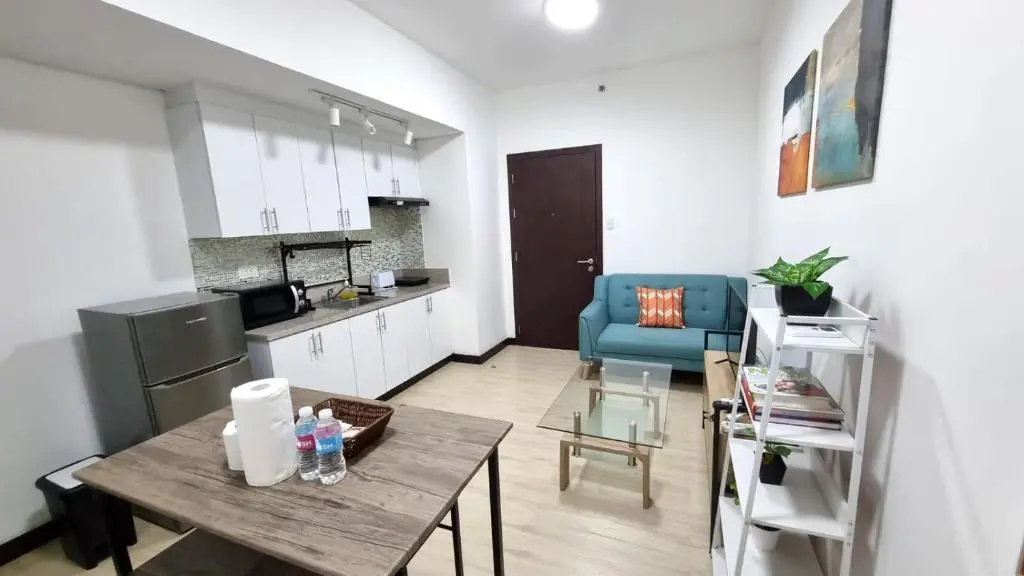 Image of Cozy 1 BR San Lorenzo Place Netflix 4KM NAIA