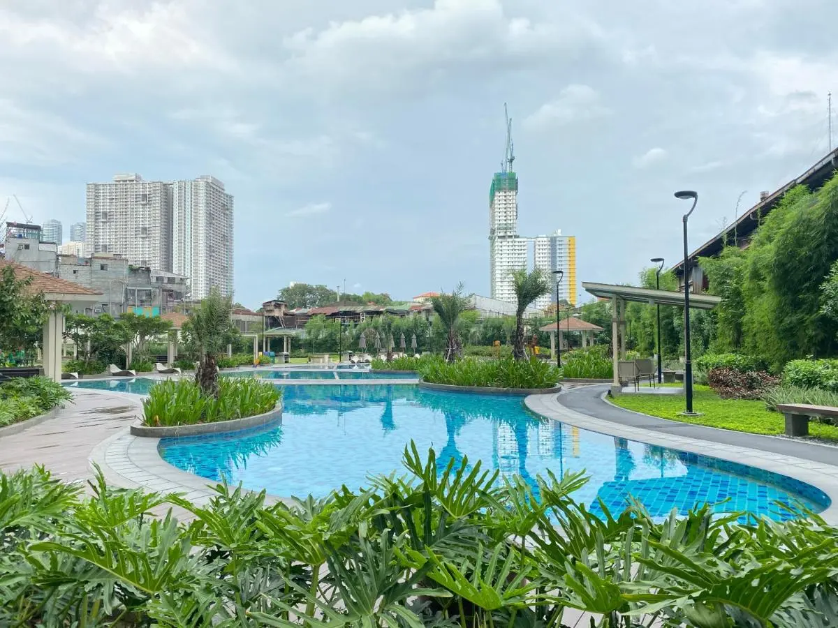 Image 3 of Cozy 1 BR Scandinavian/Tropical Condo with Balcony & Parking