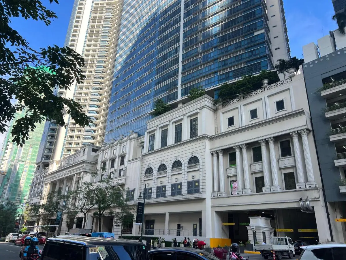 Image 6 of Cozy 1 bedroom condo in Uptown BGC