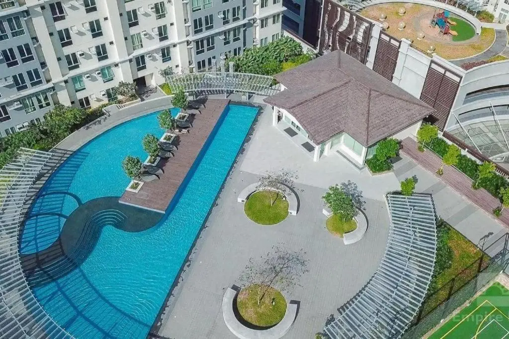 Image 3 of Cozy 2BR 2Bath San Lorenzo Place Netflix 4KM NAIA