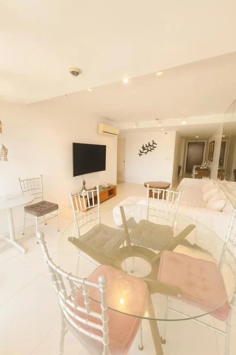 Image 6 of Cozy 2-bedroom in The Venice Luxury Residences