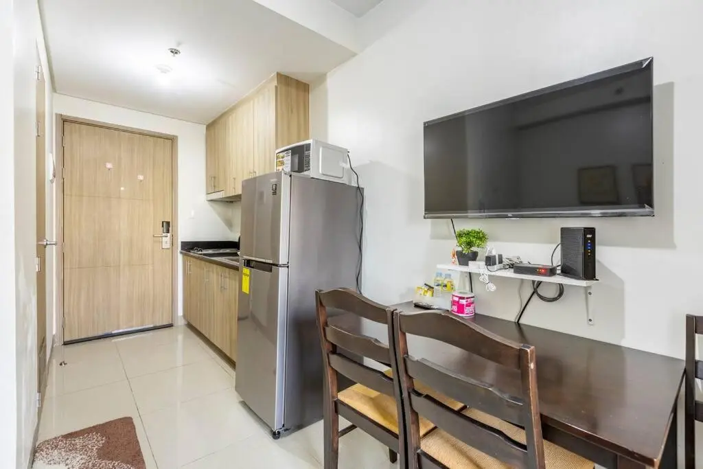 Image 2 of Cozy 619 shore2 residence tower2 near MOA