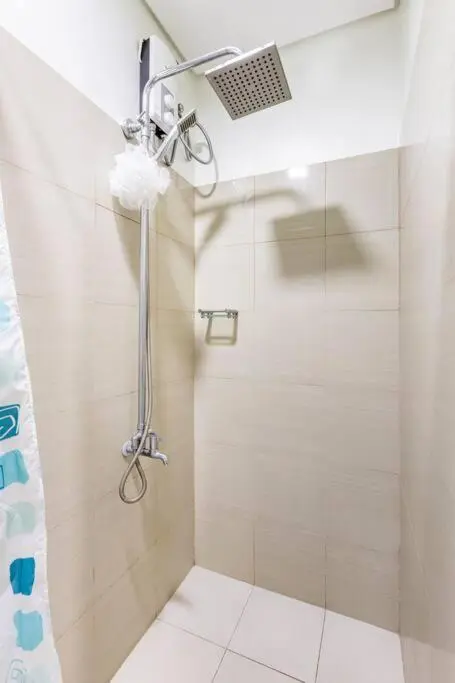 Image 4 of Cozy 619 shore2 residence tower2 near MOA