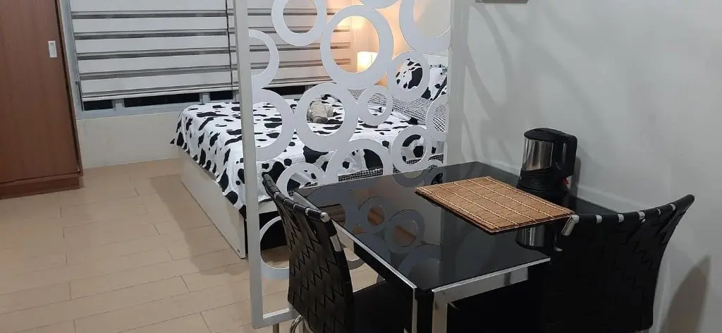 Image of Cozy City View Condo @ Newport NAIA T3 Airport & RWM