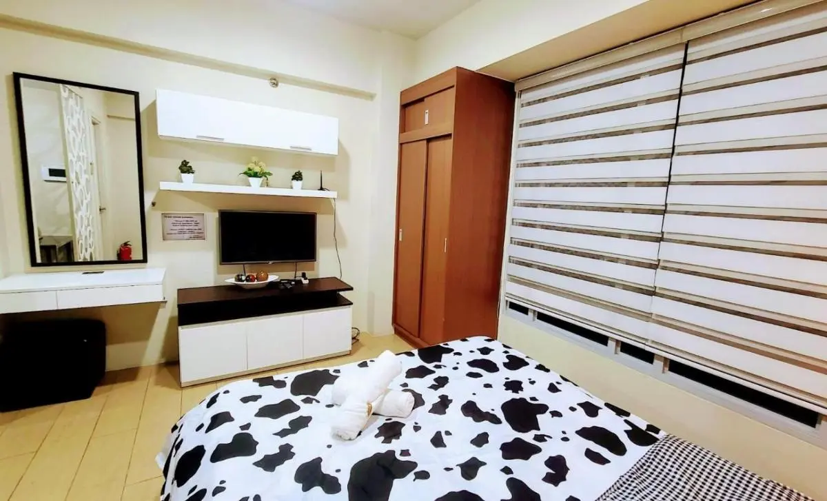 Image 1 of Cozy City View Condo @ Newport NAIA T3 Airport & RWM
