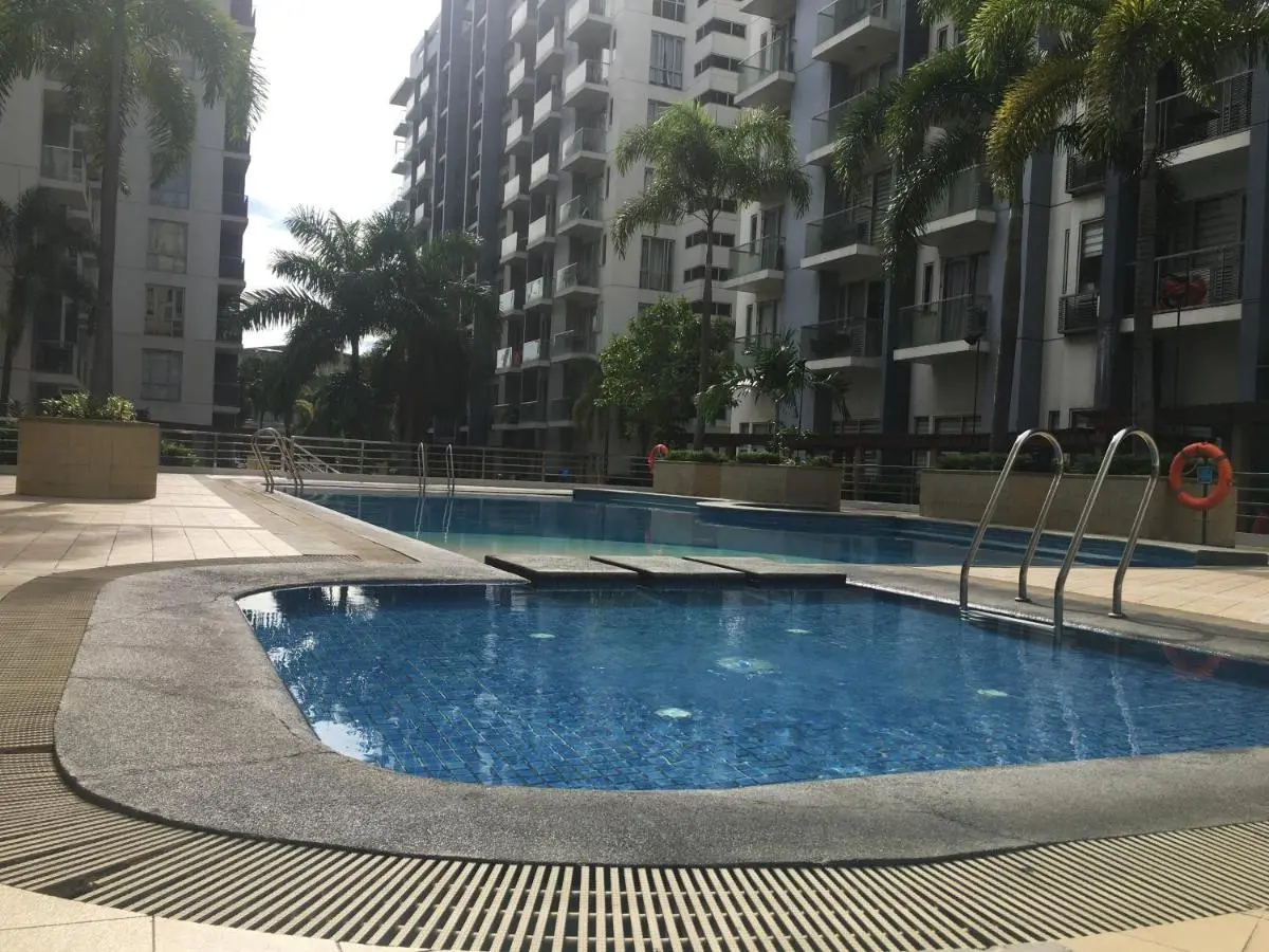 Image 3 of Cozy Condo Near NAIA with WIFI, Pool and Balcony