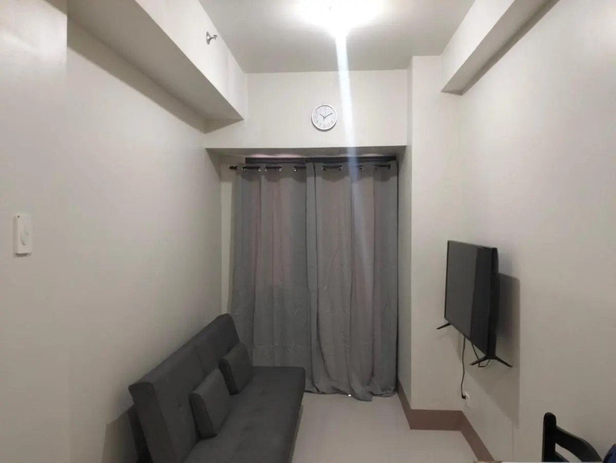 Image 2 of Cozy Condo near Mall of Asia
