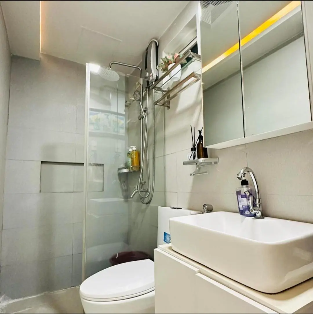 Image 4 of Cozy Corner Haven near Venice Grand Canal Mall