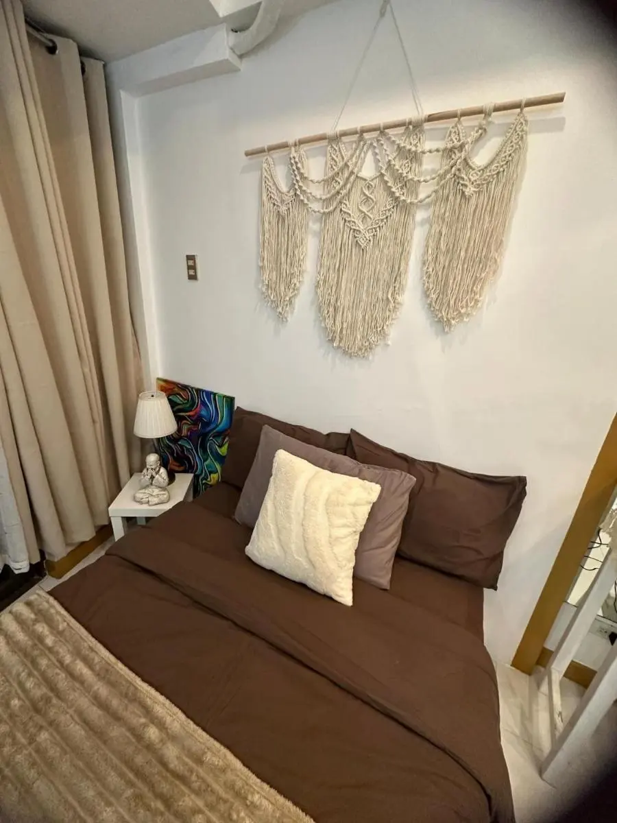 Image 4 of Cozy Place with City View at Greenbelt Makati