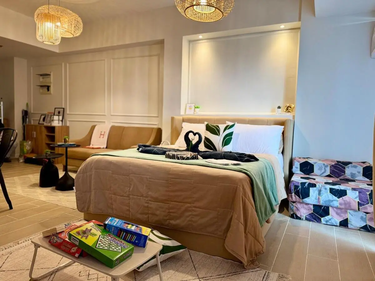 Image 1 of Cozy Staycation Venice with Balcony Mckinley near Bgc