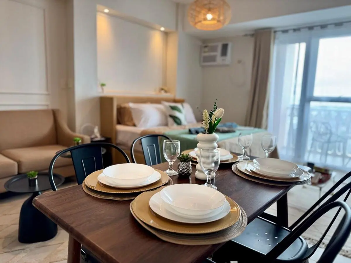 Image 2 of Cozy Staycation Venice with Balcony Mckinley near Bgc