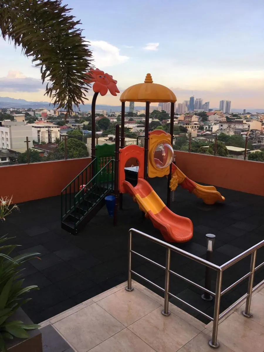 Image 5 of Cozy Studio with Beautiful View & FREE Netflix Access