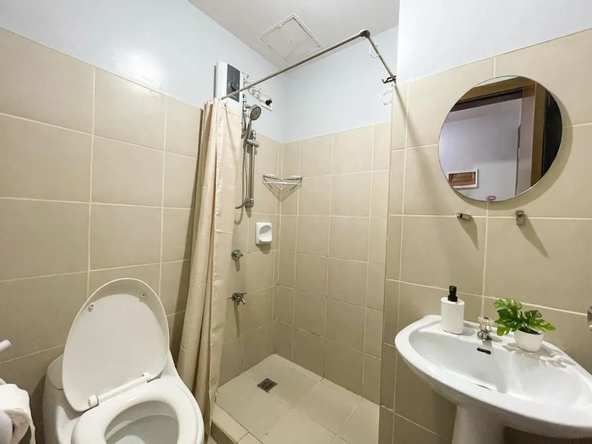 Image 1 of Cozy & Affordable Stay Near Bgc #rt33005