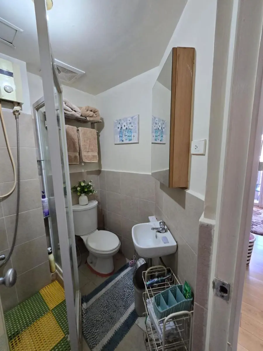 Image 5 of Cozy apartment near Greenbelt Makati City