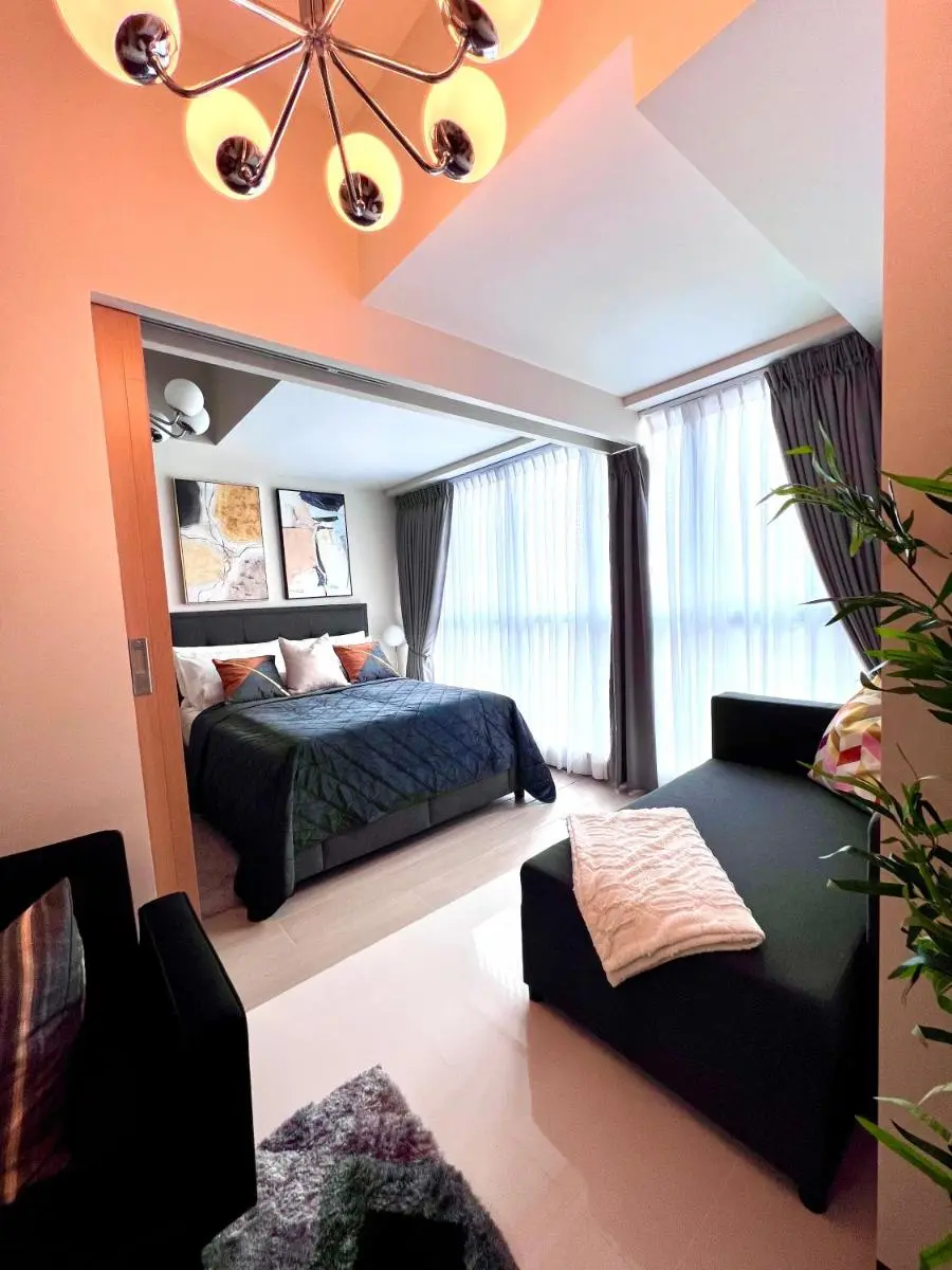 Image 3 of Daniella’s Modern & Cozy Suite in Uptown BGC