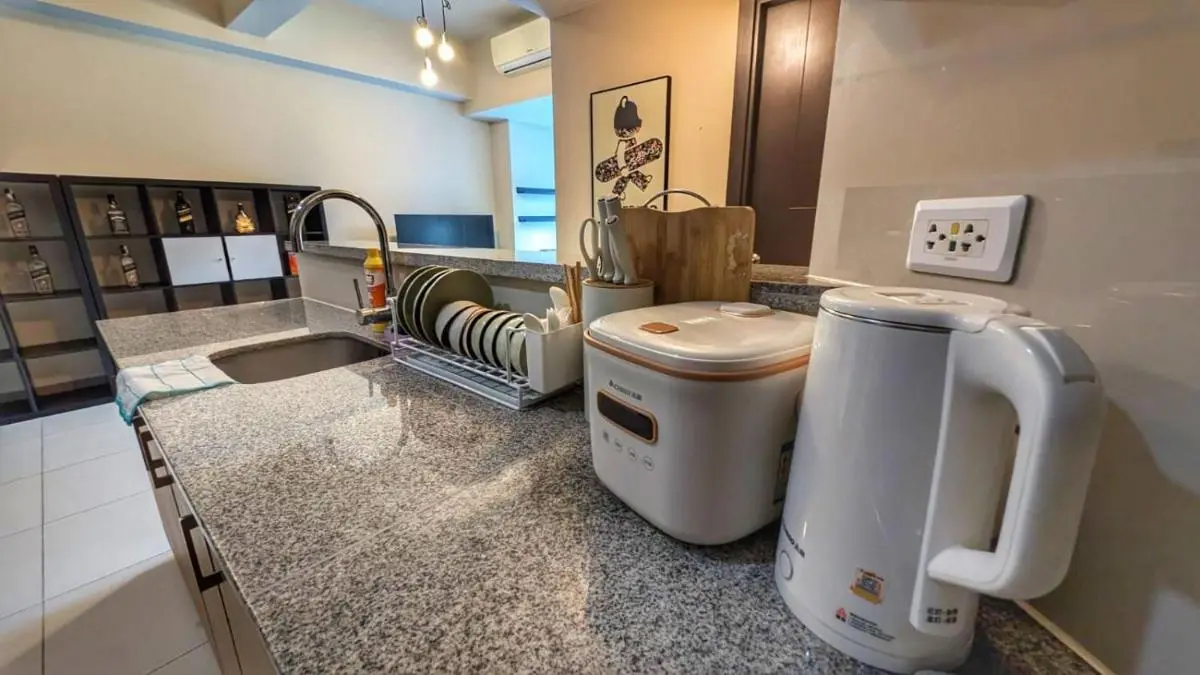 Image 2 of EG Private House -BGC UPTOWN