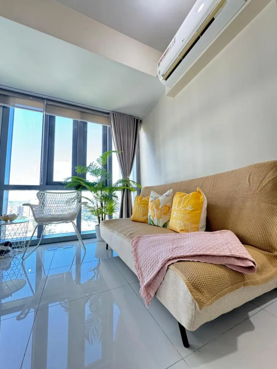 Image 1 of Eastwood Global Plaza Luxury 1Bed Room with 2 Toilets and Laundry Room