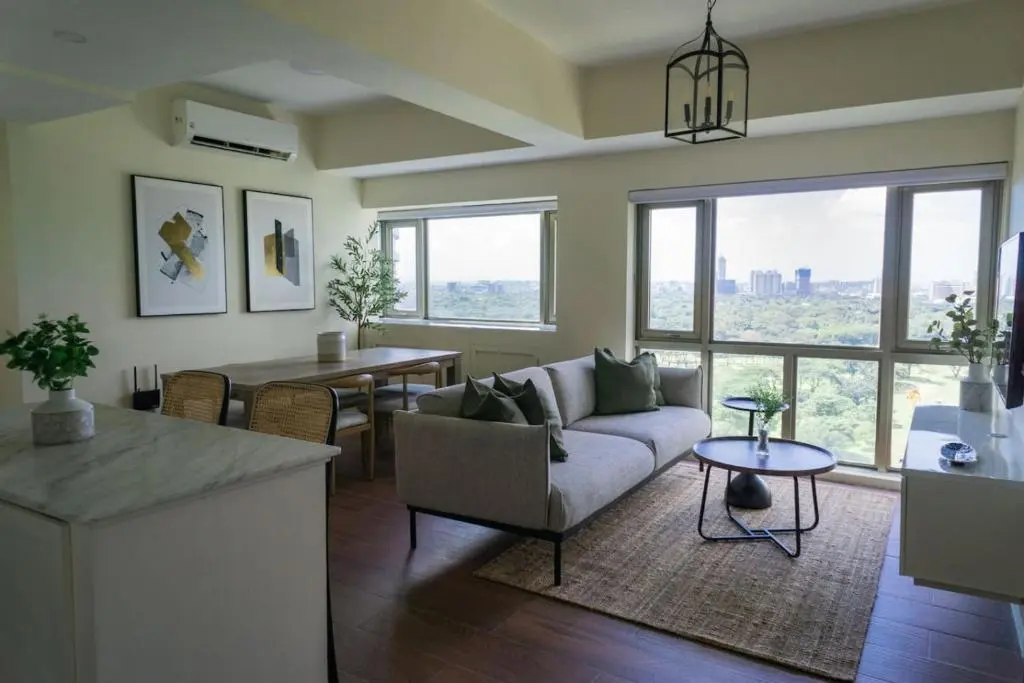 Image of Elegant and Modern 2 BR Home Golf Skyline View