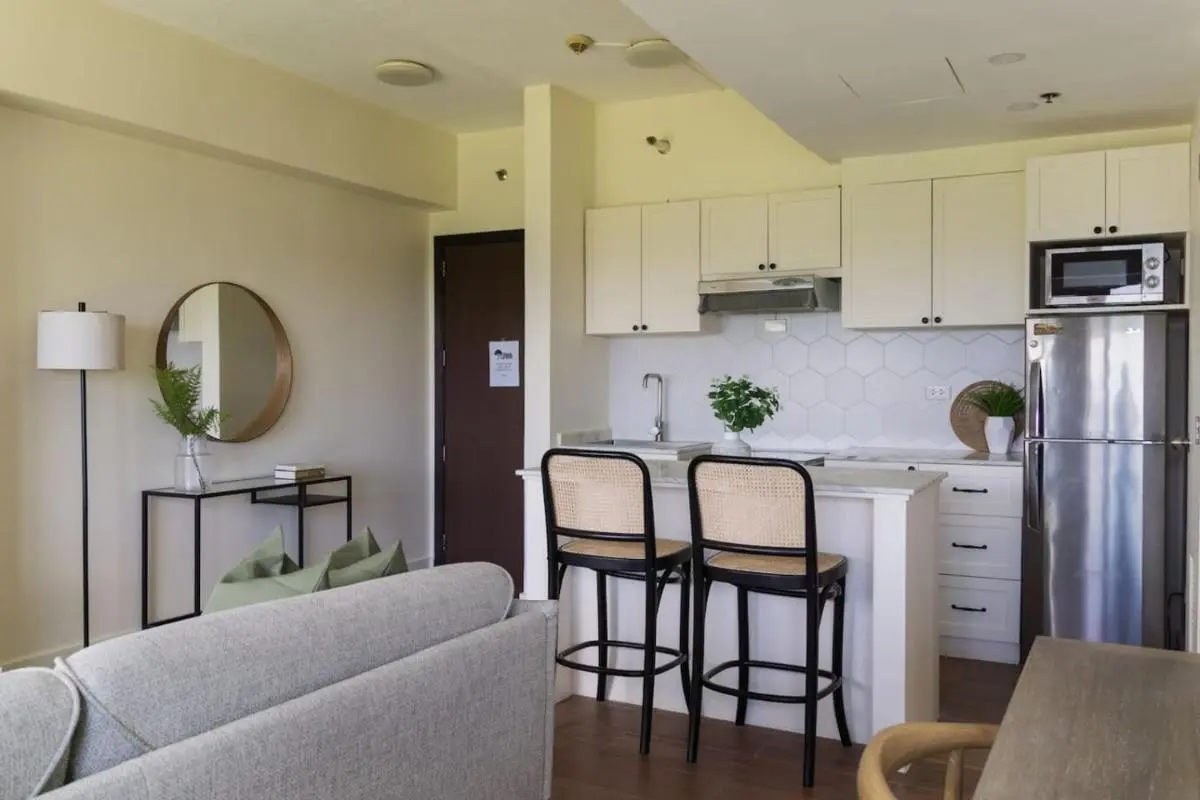 Image 4 of Elegant and Modern 2 BR Home Golf Skyline View
