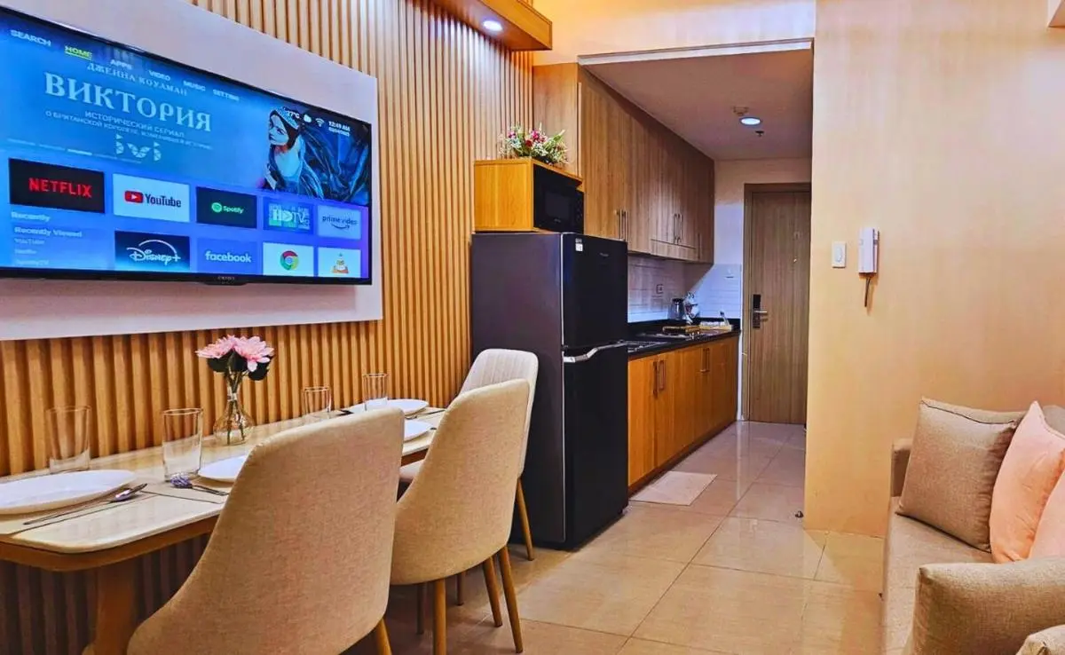 Image 5 of Elegant with Best View Fast Wifi Mall of Asia Airport
