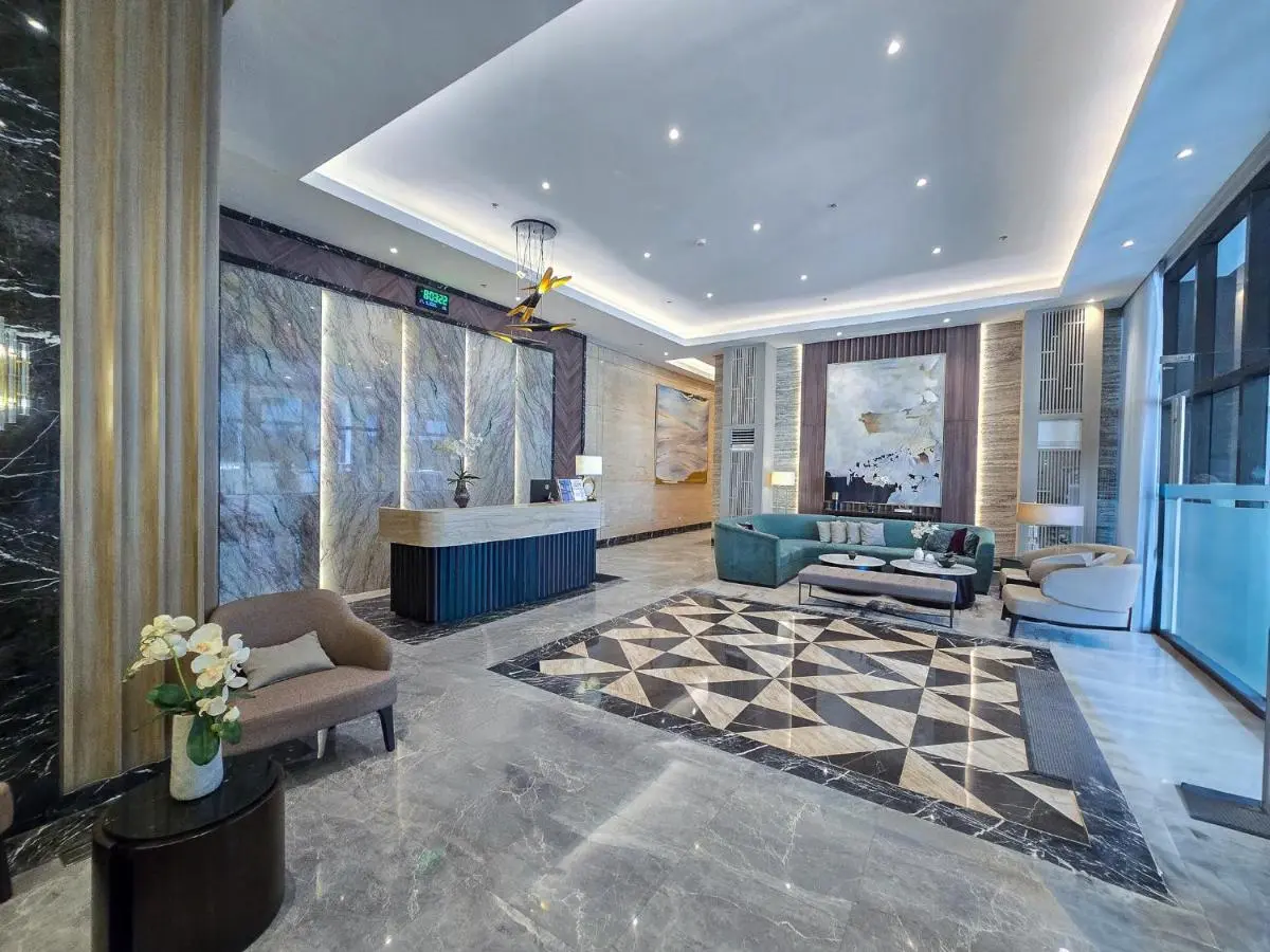 Image 5 of Escalades City Haven 2