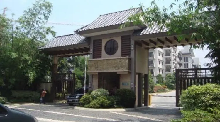 Image 2 of FULLY FURNISHED 2 BEDROOM next to SM FAIRVIEW and TERRACES QC by The Redwoods