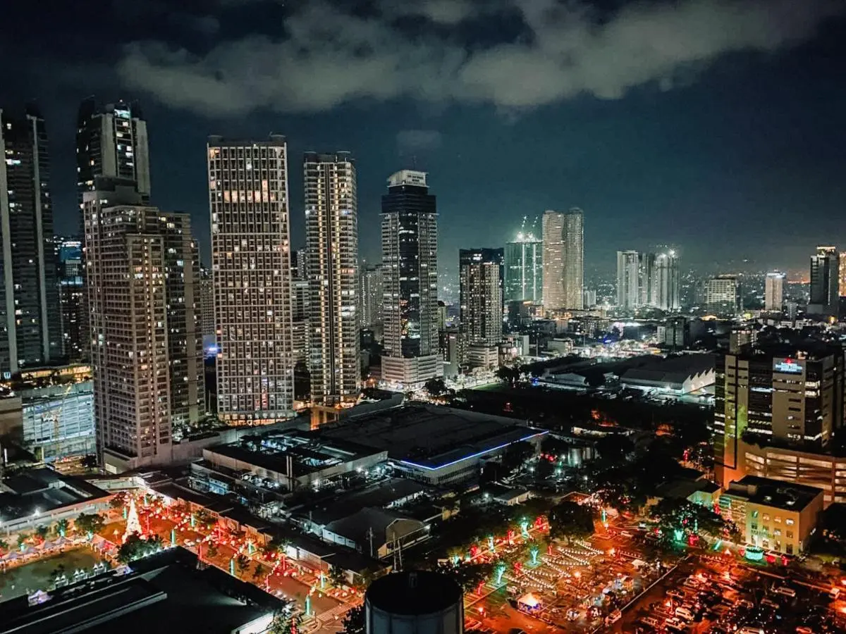 Image 1 of Fame Residences Tower-1 Unit 3207 in Mandaluyong 1 Br w Balcony City view