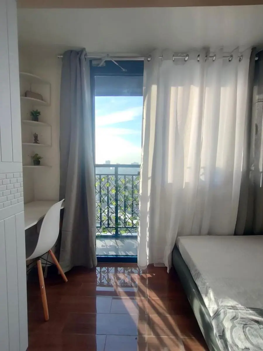 Image 3 of Fully Furnished 1 Bedroom at SMDC Air Residence with Balcony City View