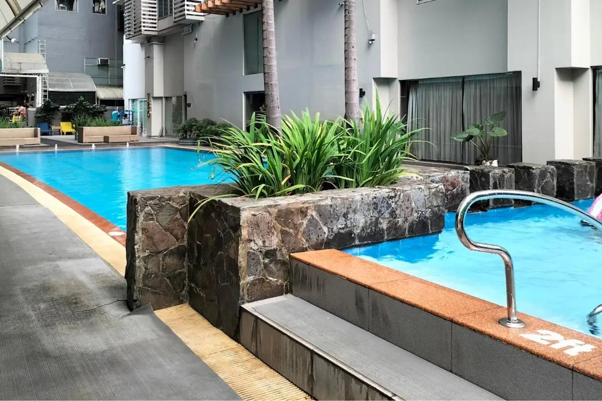 Image 3 of Fully-furnished Condo Accommodation in Makati