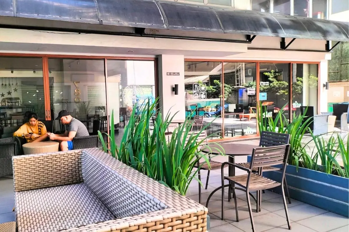 Image 6 of Fully-furnished Condo Accommodation in Makati